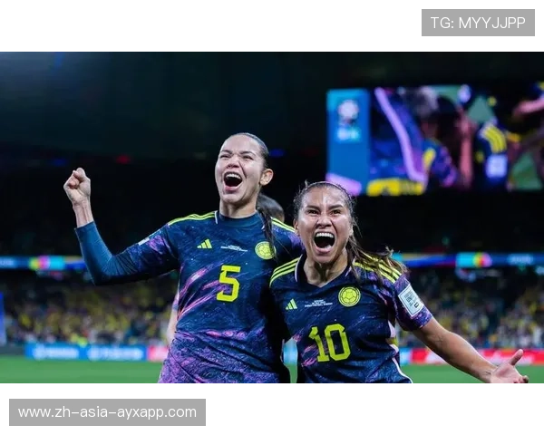 哥伦比亚女足在巴黎奥运会比赛中表现出色，赢得奖牌，哥伦比亚男足主帅